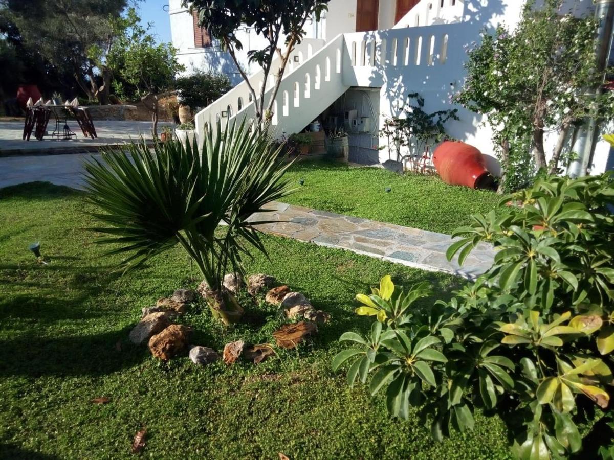 Thea Apartment Agia Marina  Екстер'єр фото