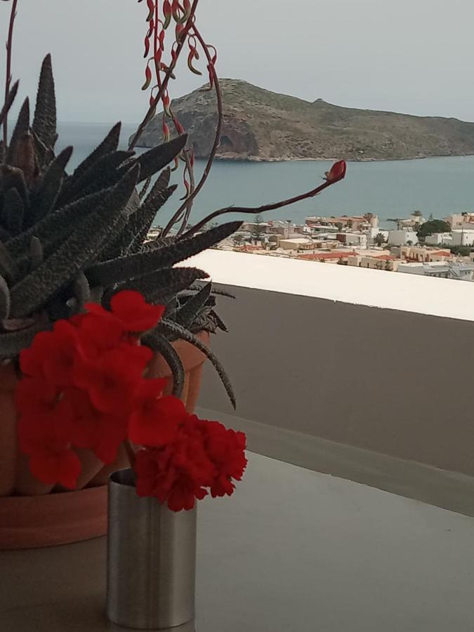 Thea Apartment Agia Marina  Екстер'єр фото