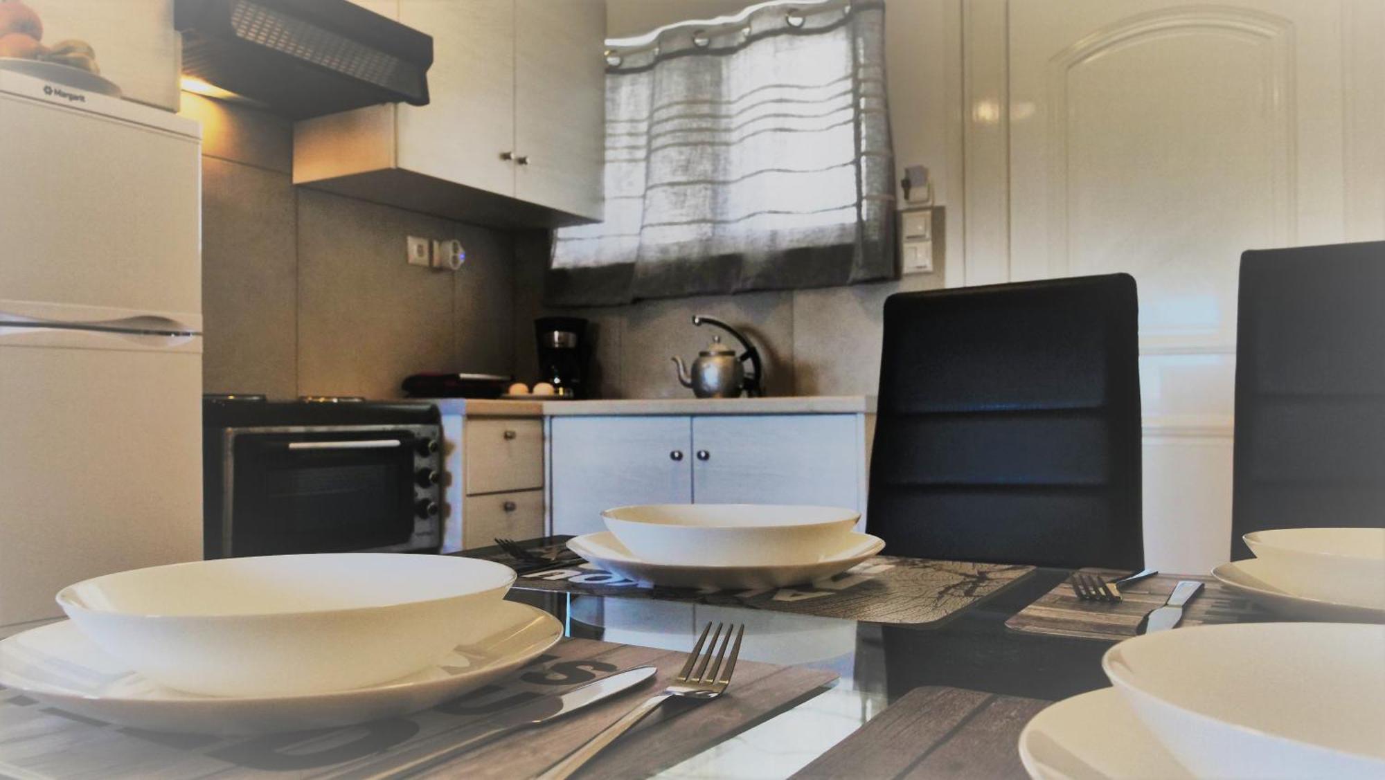 Thea Apartment Agia Marina  Екстер'єр фото