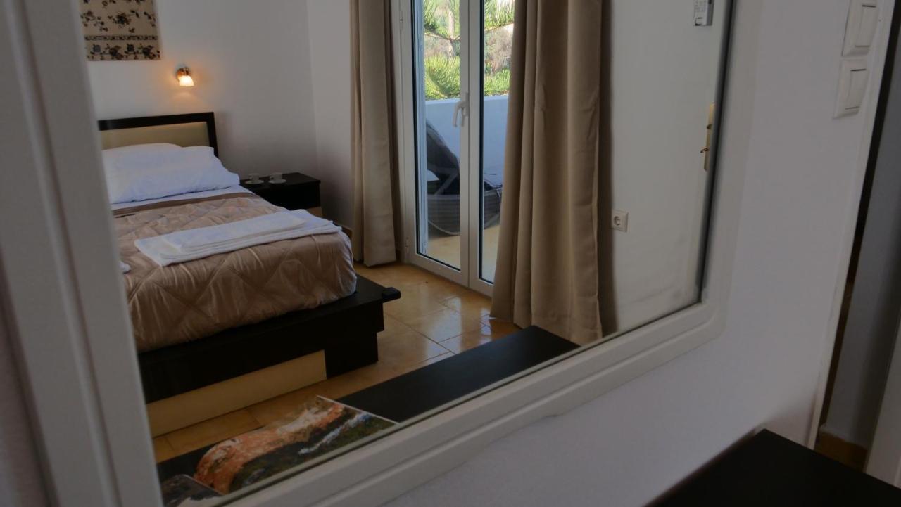 Thea Apartment Agia Marina  Екстер'єр фото